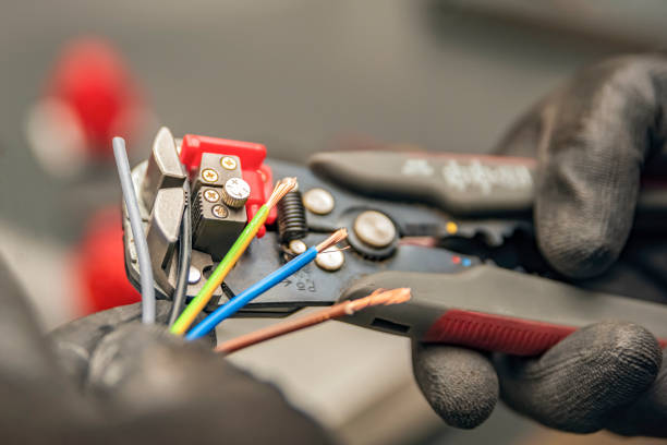 Best Local Electrician Companies  in Barrackville, WV